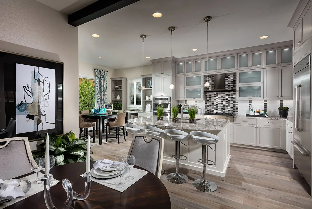 06-Avanti-Heights-Flores_Kitchen.jpg