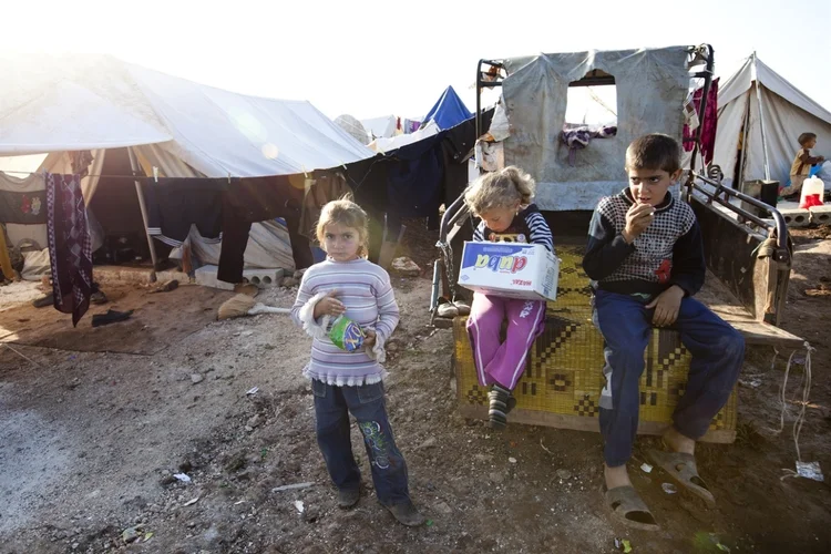 Des enfants au camp de déplacés d'Atme, au nord de la Syrie, près de la frontière turque. © Jodi Hilton/IRIN