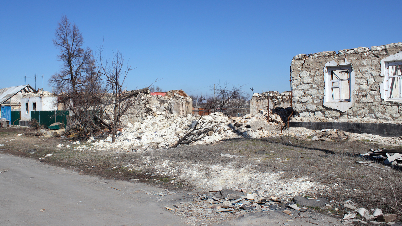 Novosvitlivka has been badly damaged by heavy shelling 