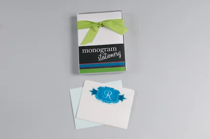 E_7a_MonogramStationary_blue frill script-1001.jpg