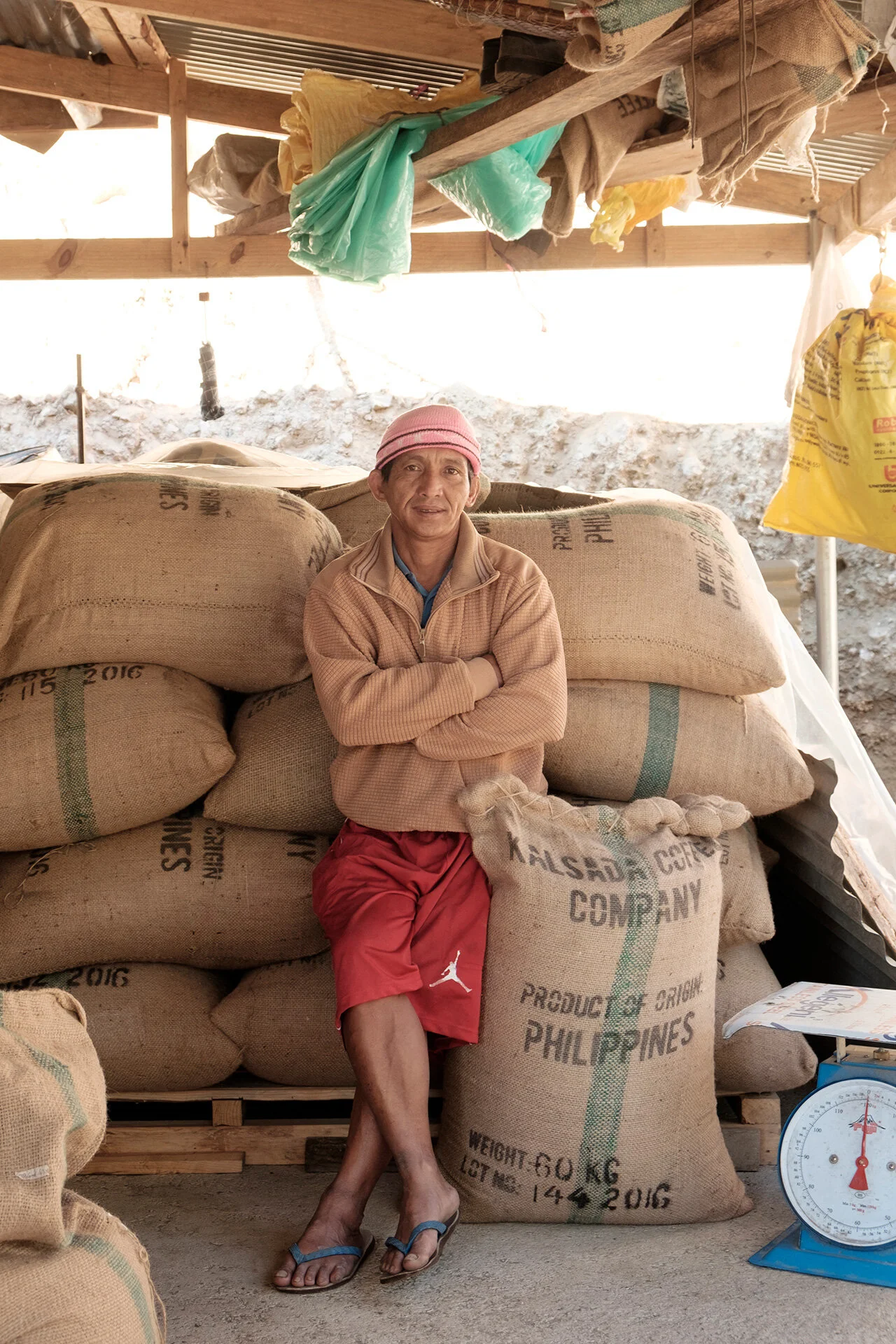 Iss14_Kalsada_Coffee_RLS7628.jpg