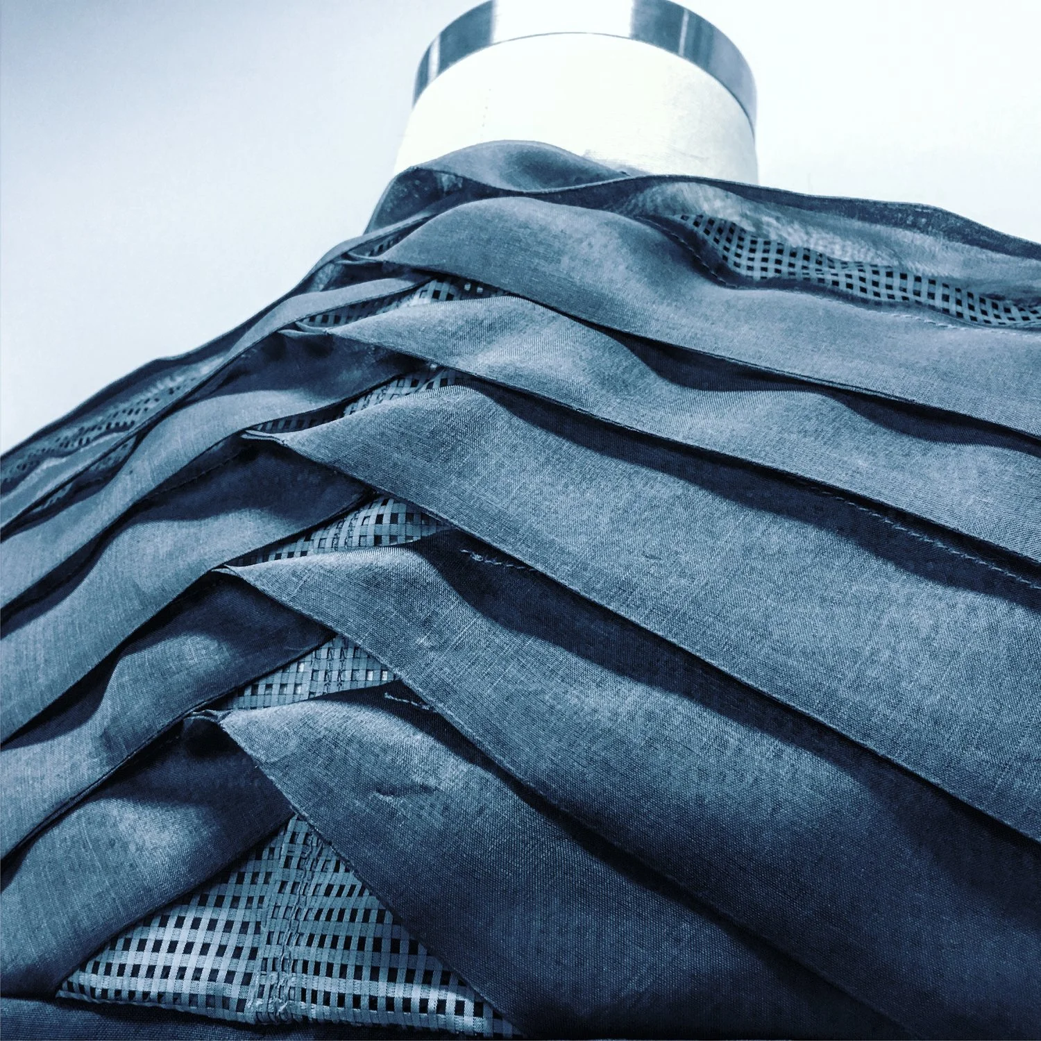 2017-18_Image02_WearableMedia.jpg