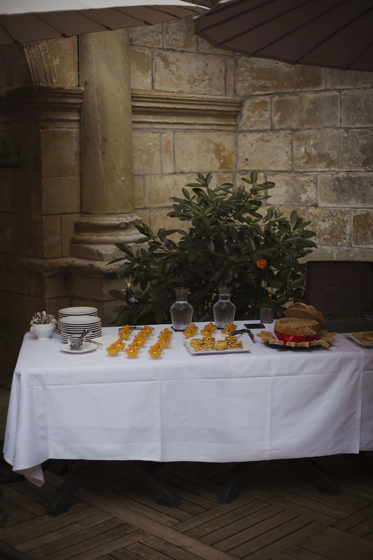 chateaux des ducs de joyeuses france destination wedding photography