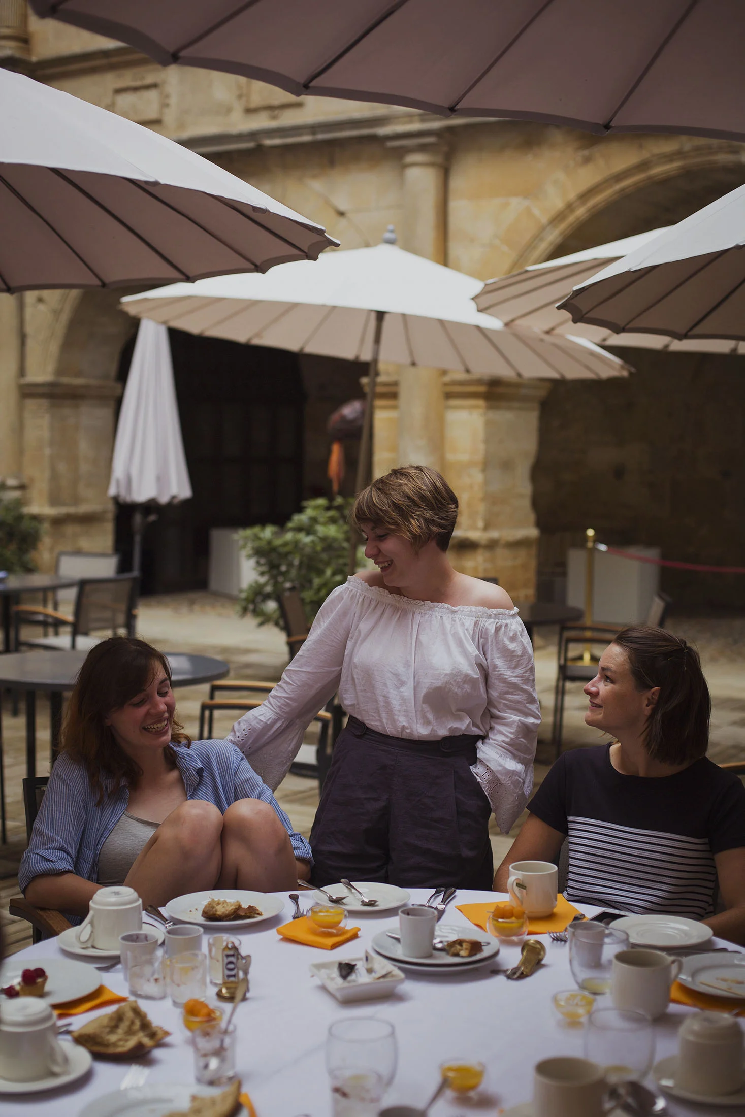 wedding guests at chateaux des ducs de joyeuses france destination wedding photography