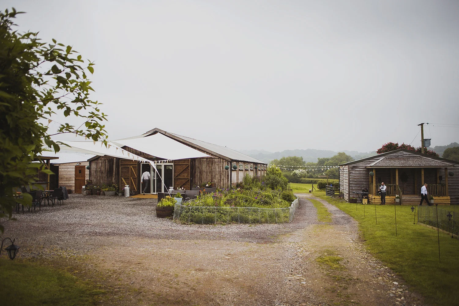 cott farm barn somerset wedding venue
