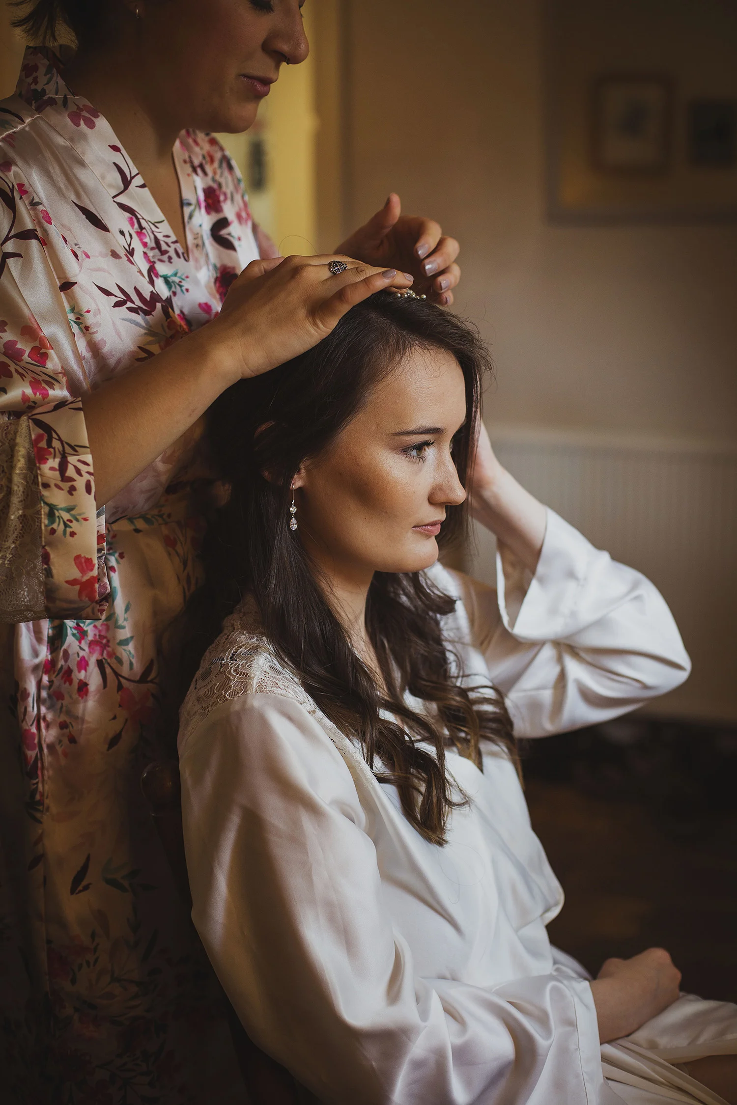 bride getting ready somerset wedding