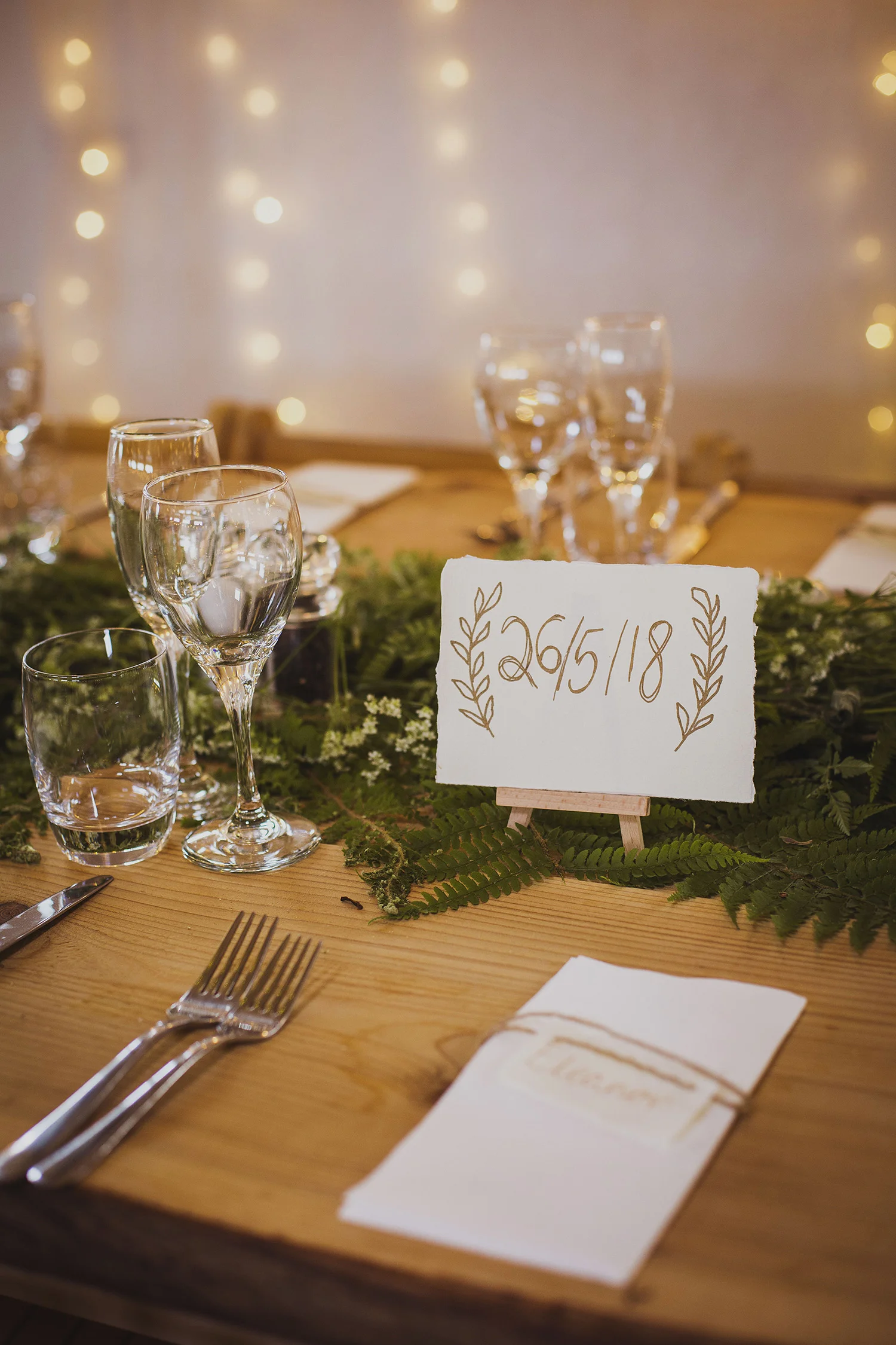 table decorations at cott farm barn wedding venue somerset