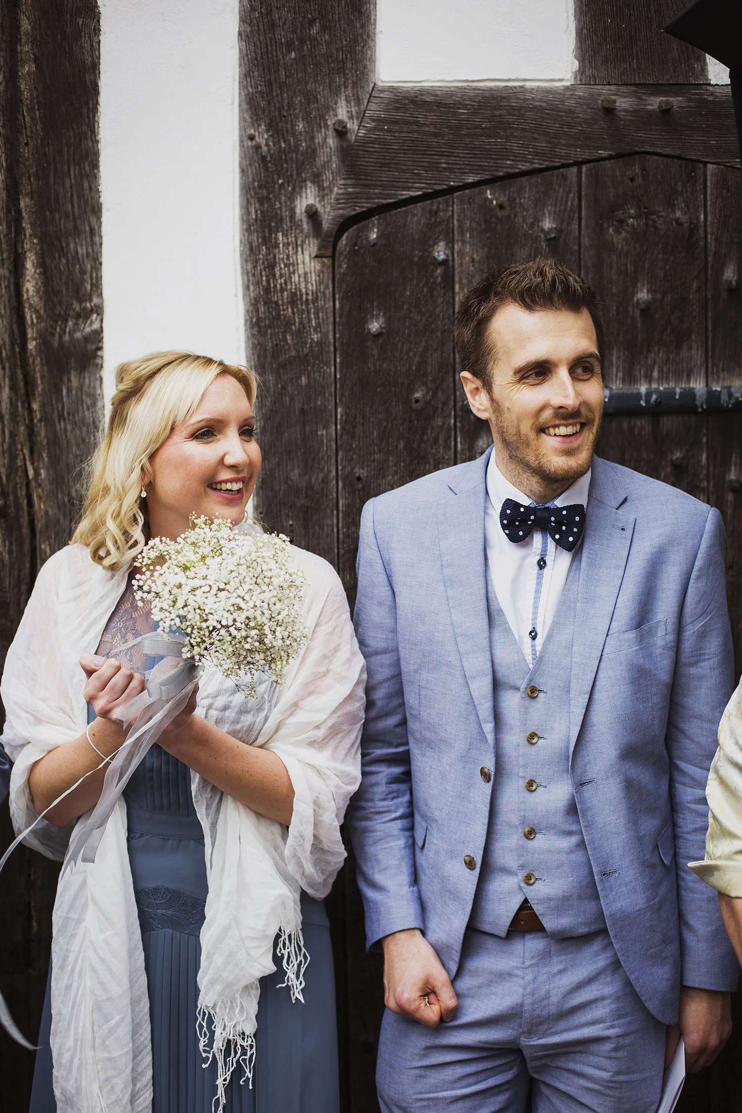 confetti at diy wedding knowle parish church