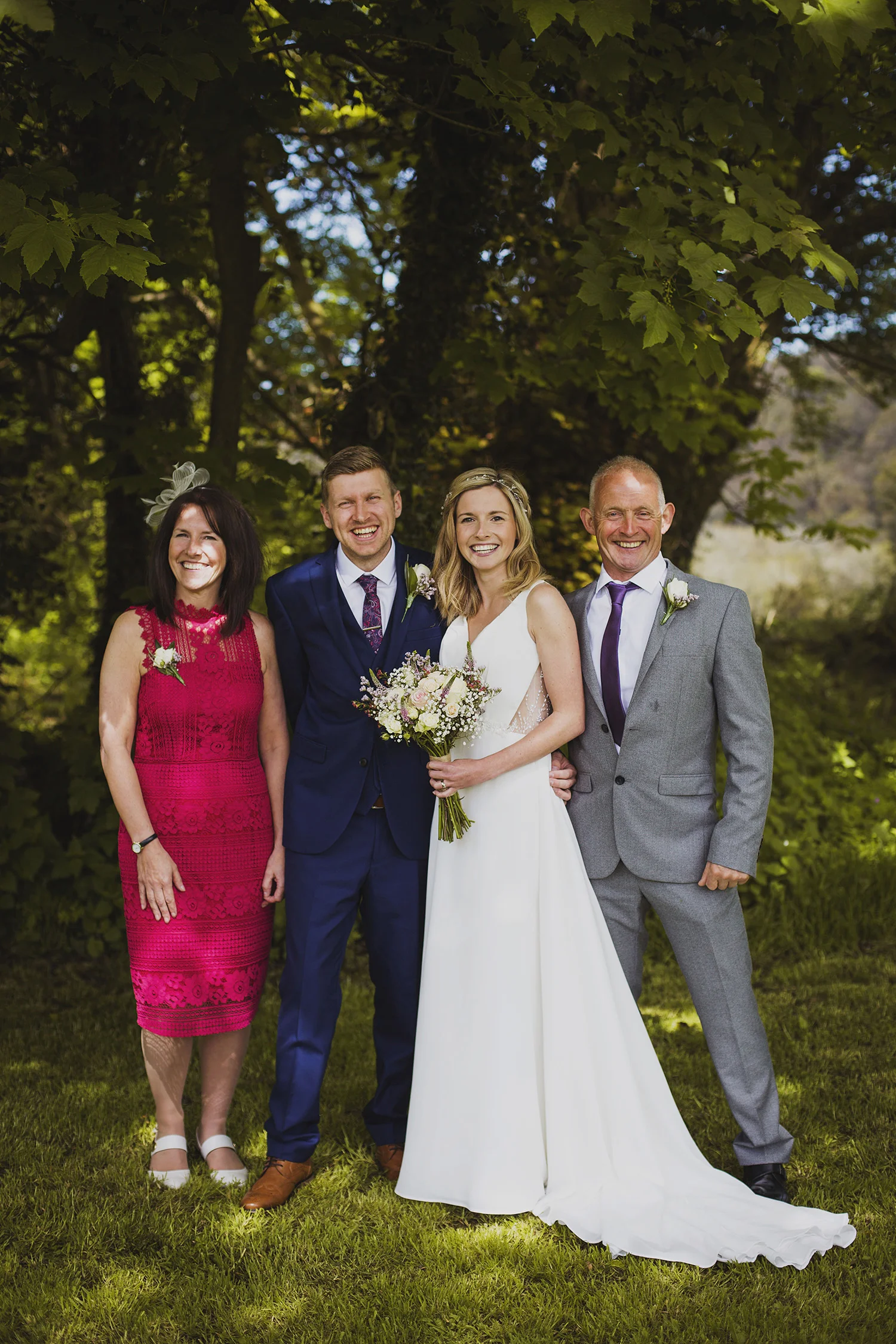 group family photos at nantwen wedding