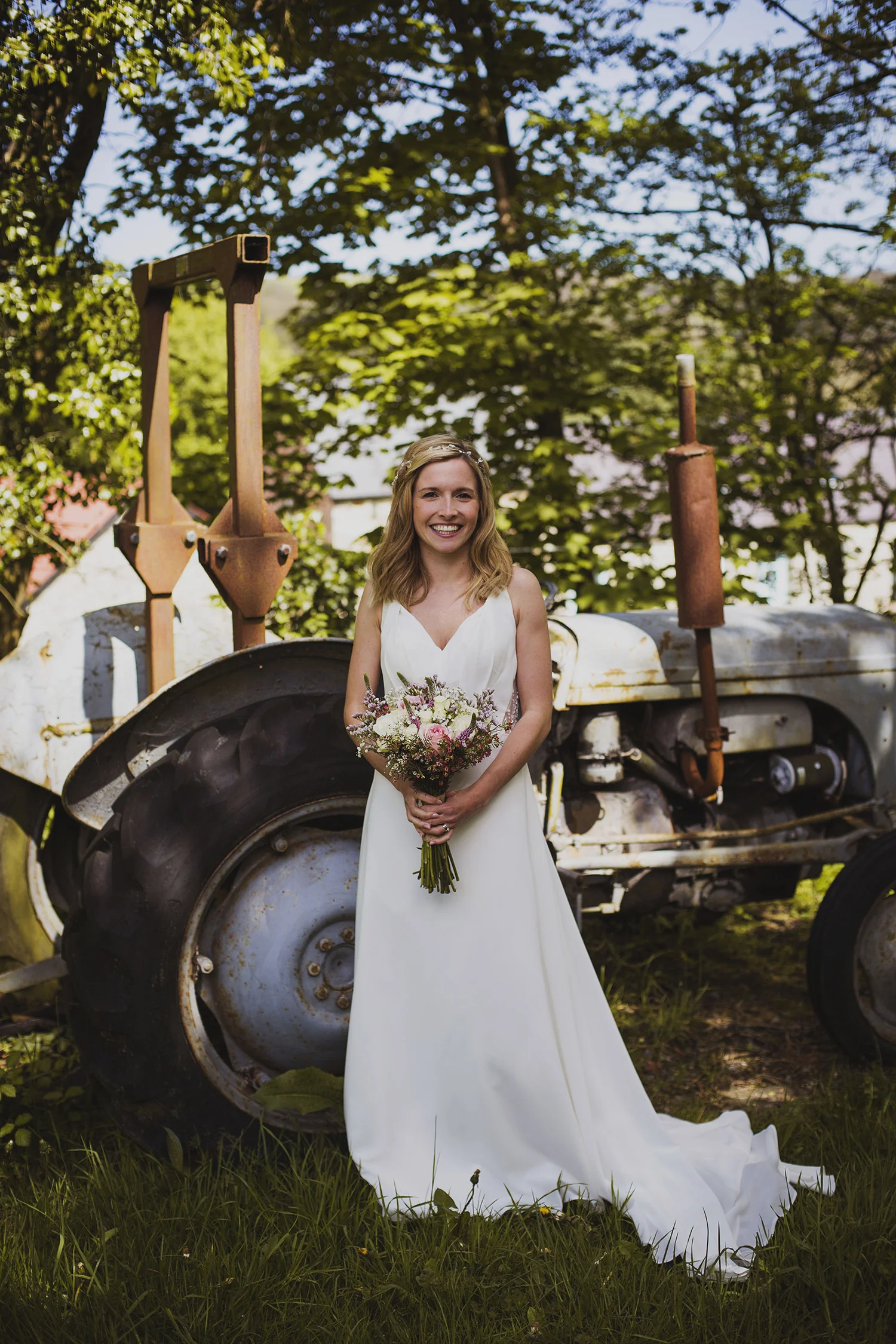 portrait of the bride at nantwen