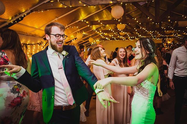 Mikey and Emily had an outdoor ceremony at @cottfarmbarn in Somerset and it was a joyous celebration full of live music, great dancing and wonderful people!! Did they have a secret brass band playing as they walked down the isle? Yes. Were they playi