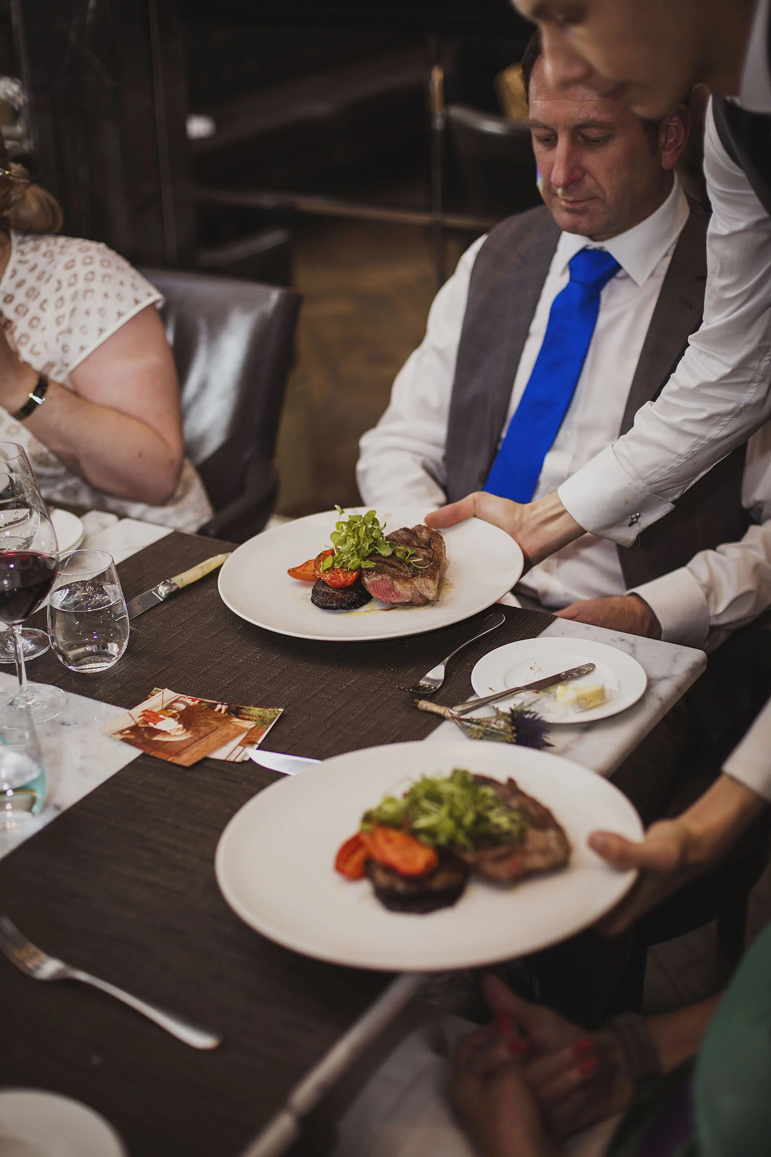 wedding breakfast in northall rooms corinthia hotel london wedding photographer