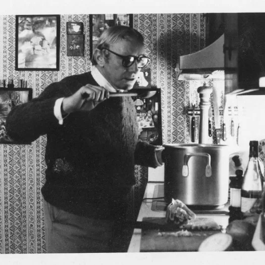 MY DAD'S BROCCOLI SOUP