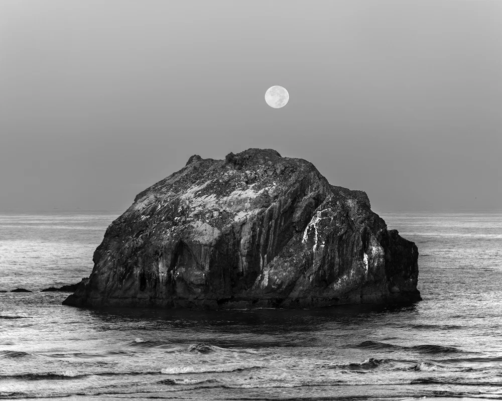 Face rock, moon #1634