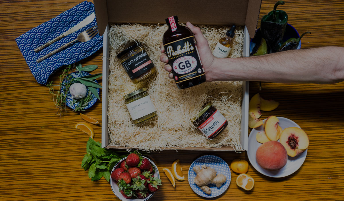 The-FareTrade---Chef-Jennifer-Jasinski-Box-Hand---Wide-(1).jpg
