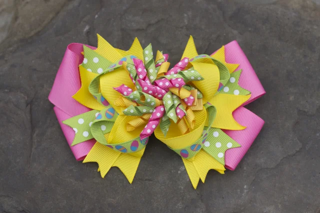 Easter Twist Hairclip