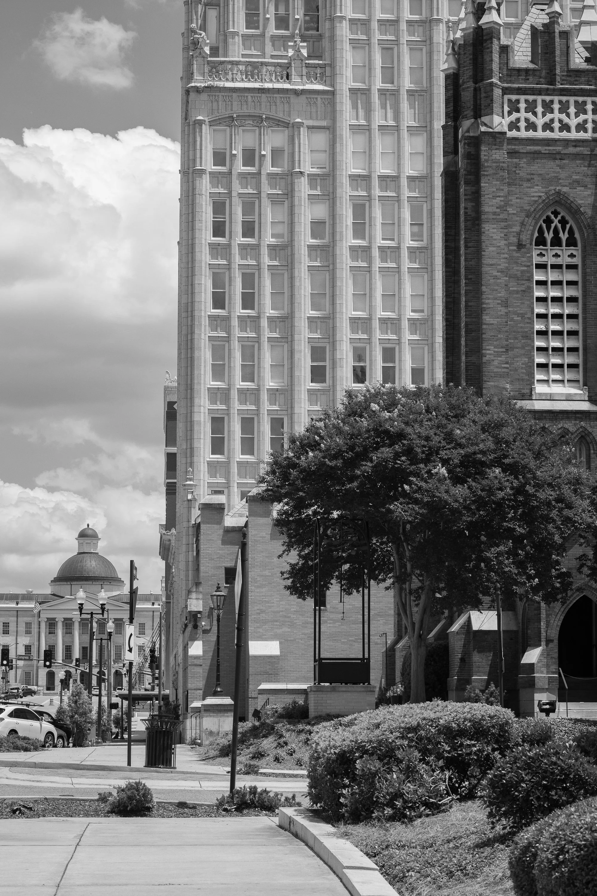 black and white fine art print of jackson, ms architecture