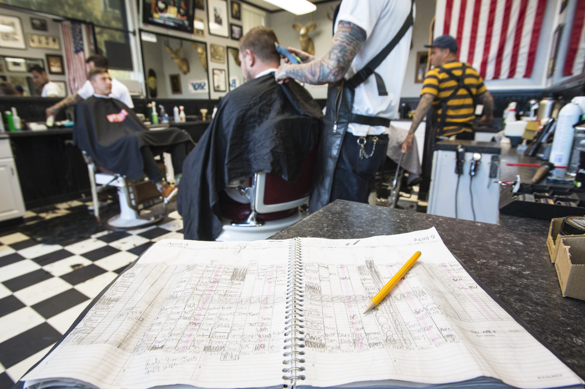 Lefty'sBarbershop-6909.jpg