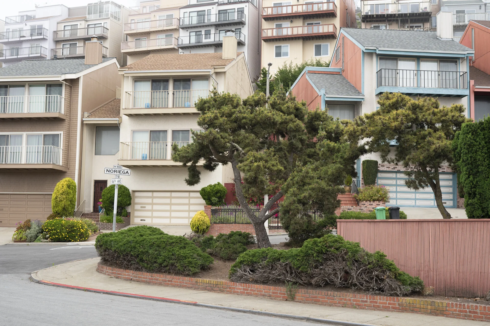  Photography of the Golden Gate Heights neighborhood in San Francisco, California  
