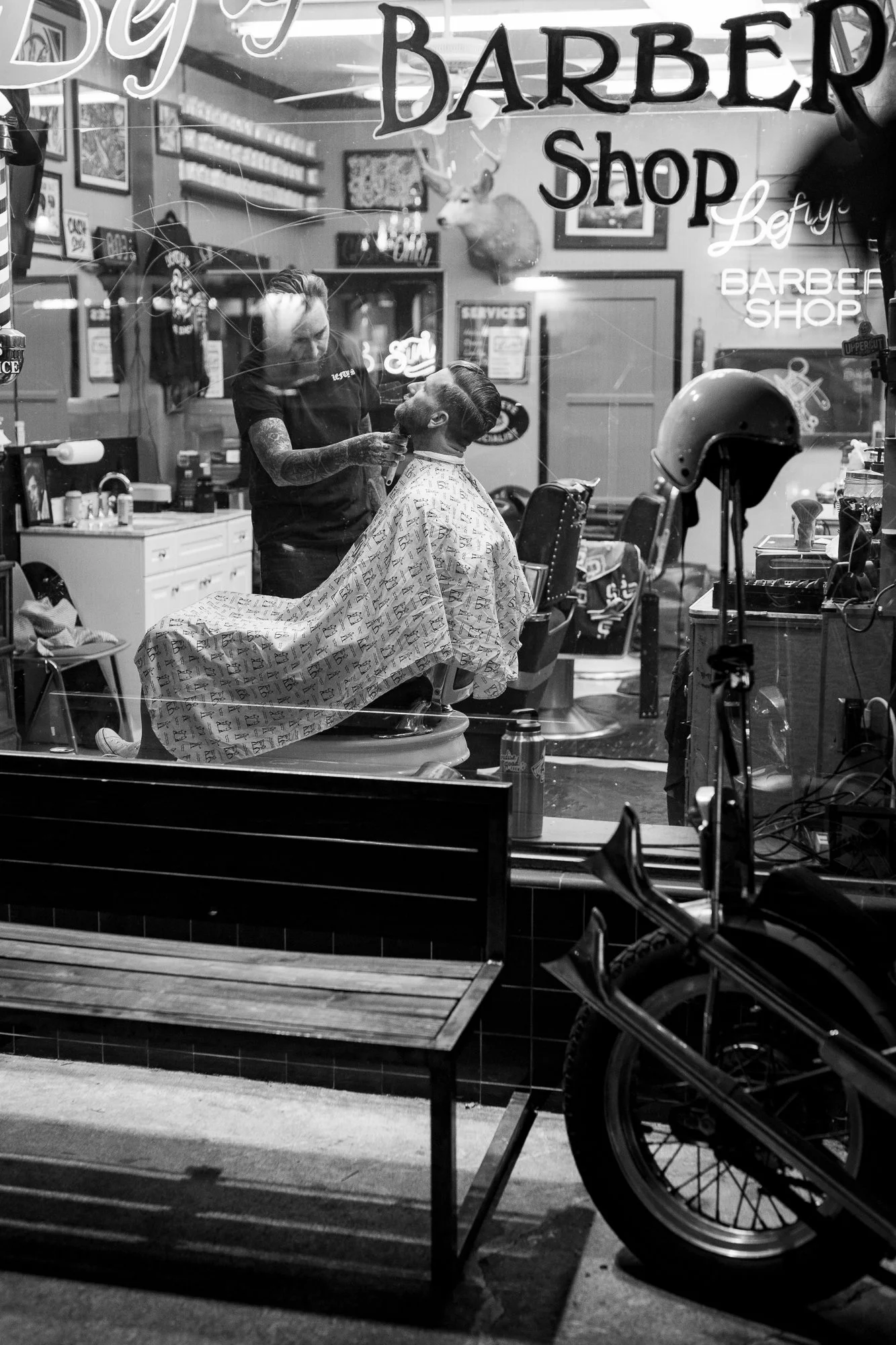  Photograph of Lefty’s Barbershop in San Diego, California  