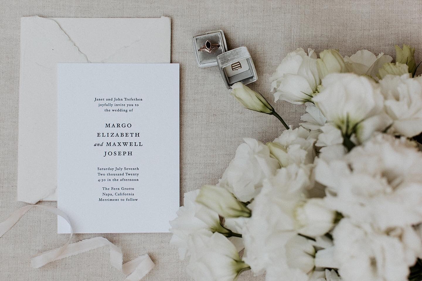 We&rsquo;re all about the simple, letterpress invitation. This one is designed by @libbytipton and available to purchase as a semi-custom suite through @inkypress website.
Photography: @allisonharp 
Planning, design, and florals: @julietandlou
