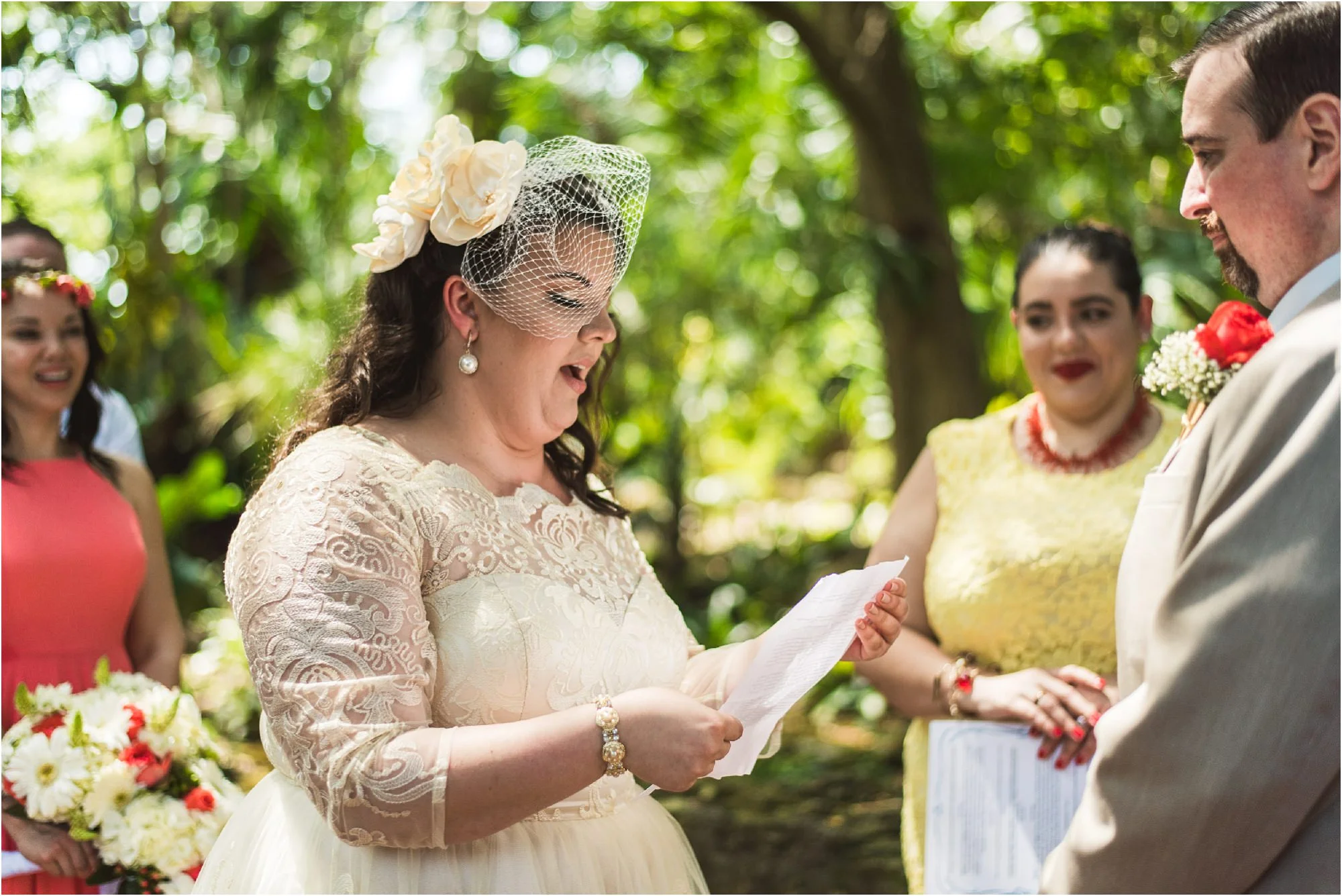 outdoor-rustic-pincrest-gardens-wedding-miami-photographer-jessenia-gonzalez_1037.jpg