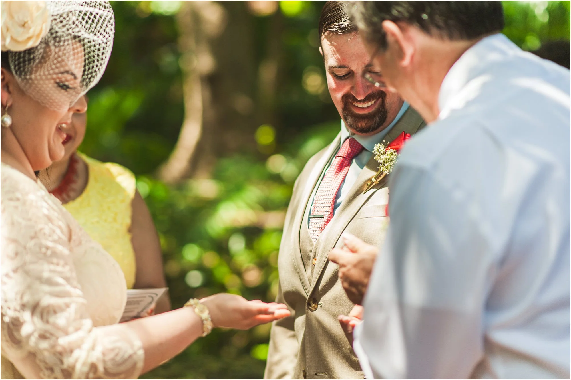 outdoor-rustic-pincrest-gardens-wedding-miami-photographer-jessenia-gonzalez_1040.jpg