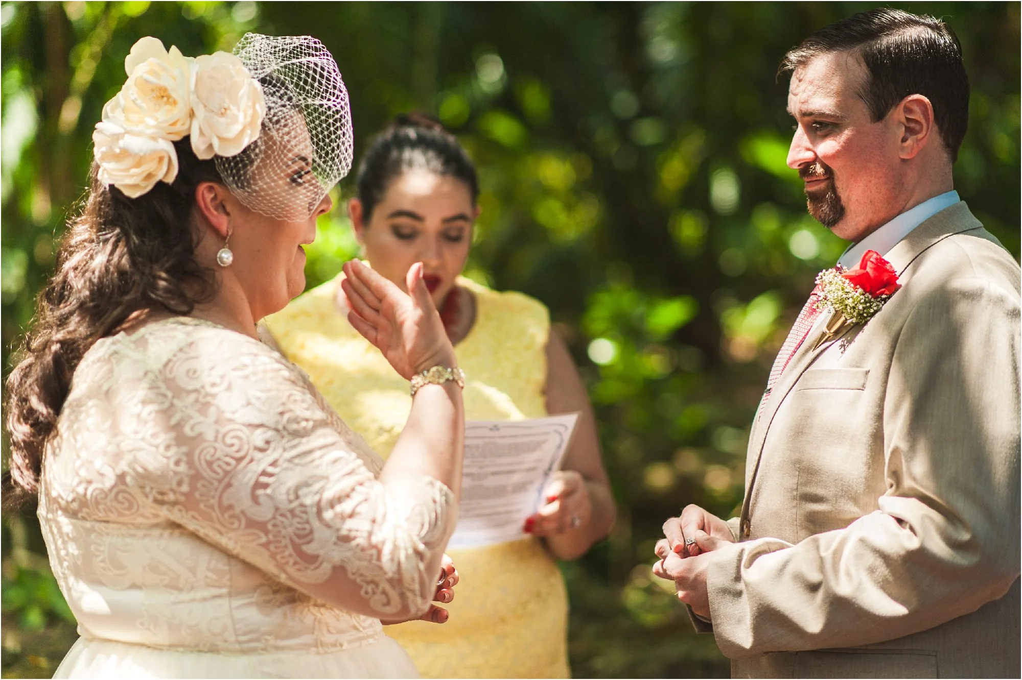 outdoor-rustic-pincrest-gardens-wedding-miami-photographer-jessenia-gonzalez_1041.jpg