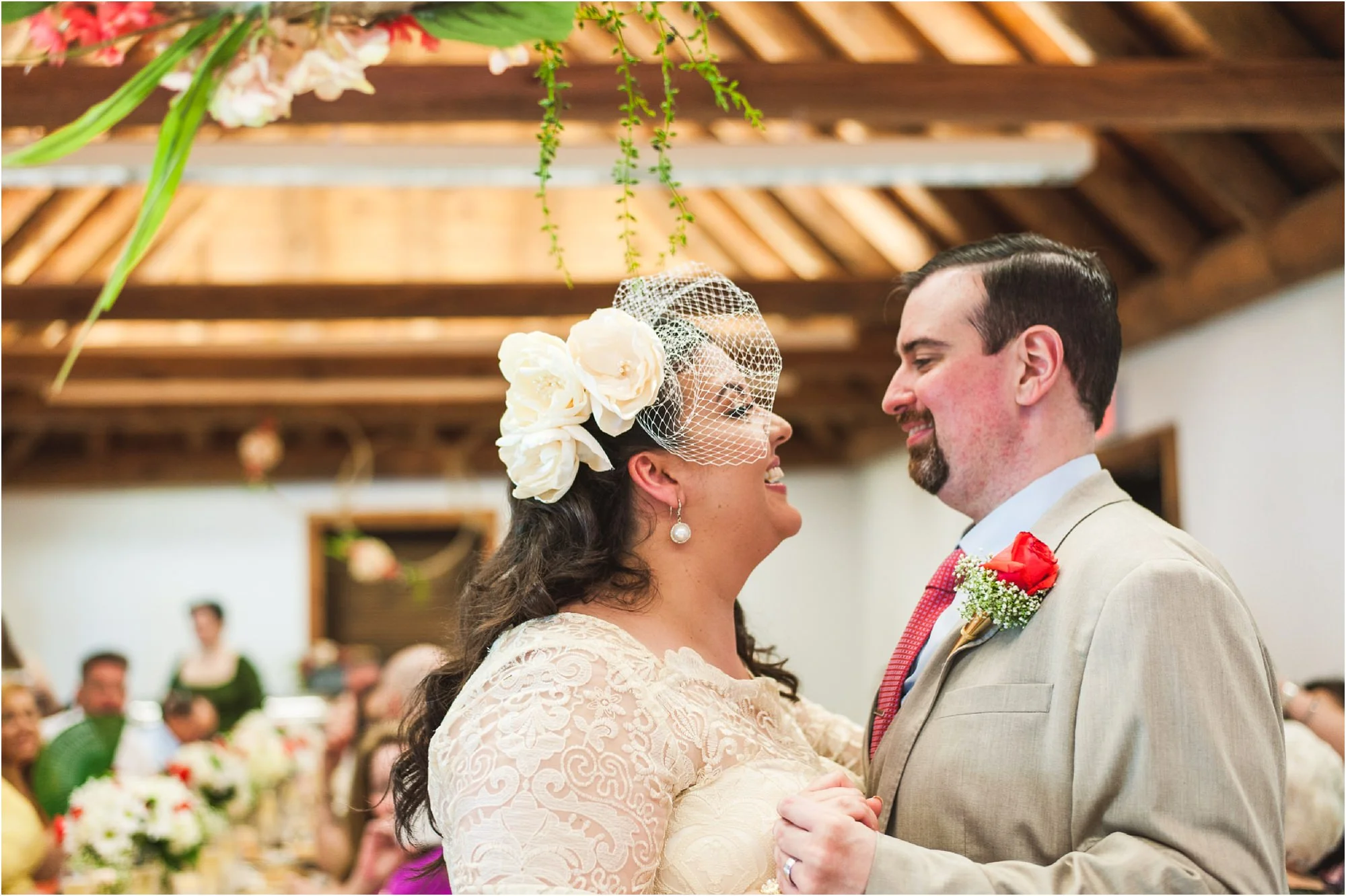 outdoor-rustic-pincrest-gardens-wedding-miami-photographer-jessenia-gonzalez_1055.jpg