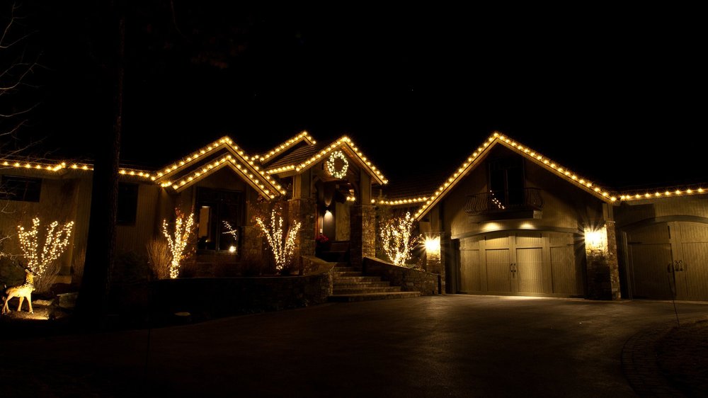 Christmas Light Installation Company Chanhassen Mn