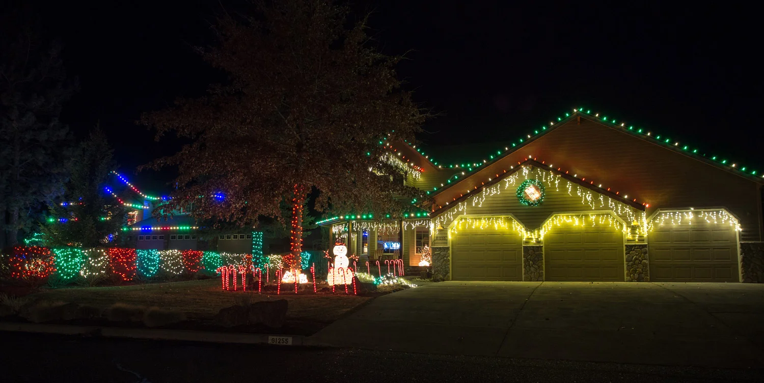 Residential-lighting-Bend-Holiday-Tree-3.jpg