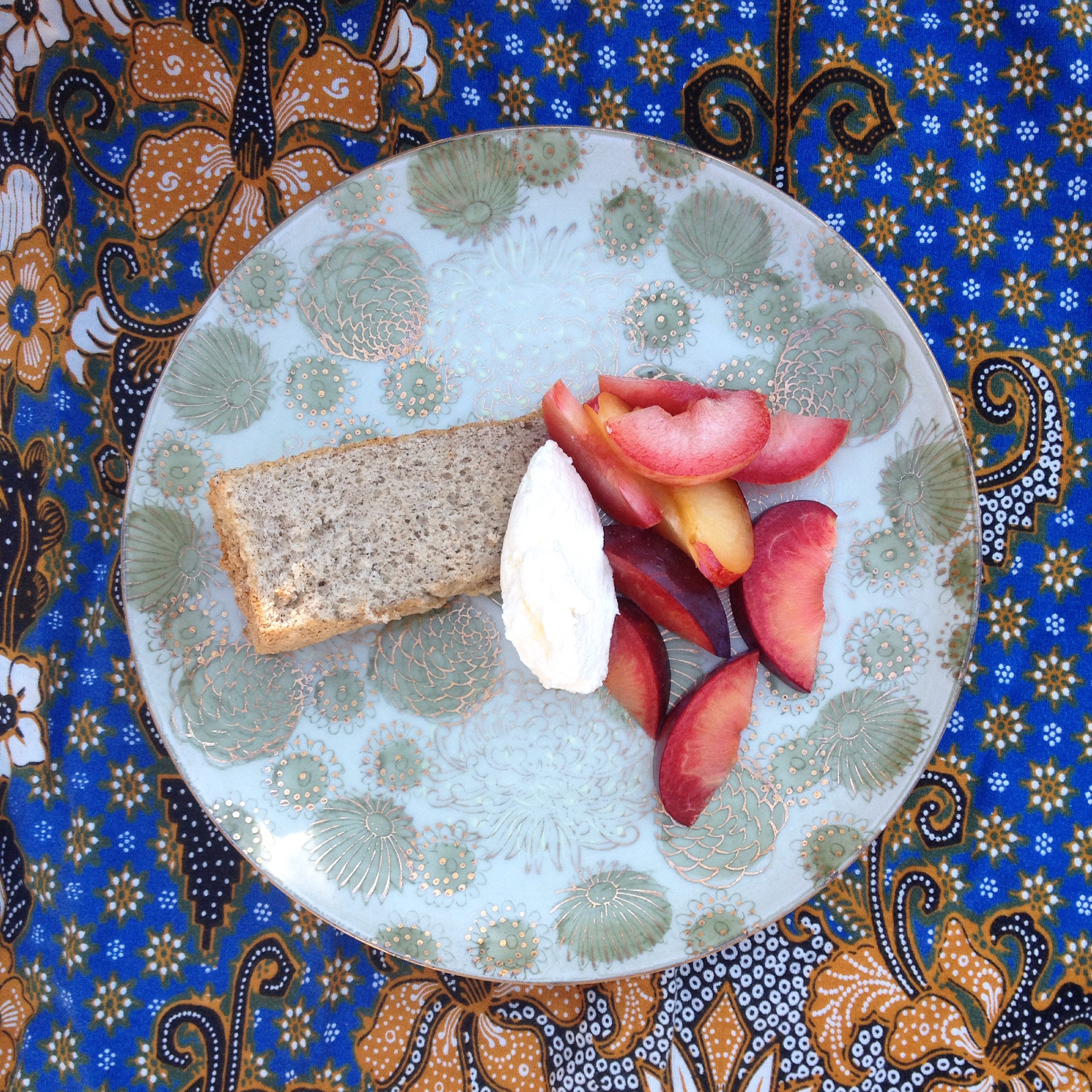 buckwheat chiffon cake/pluots/honey whip cream