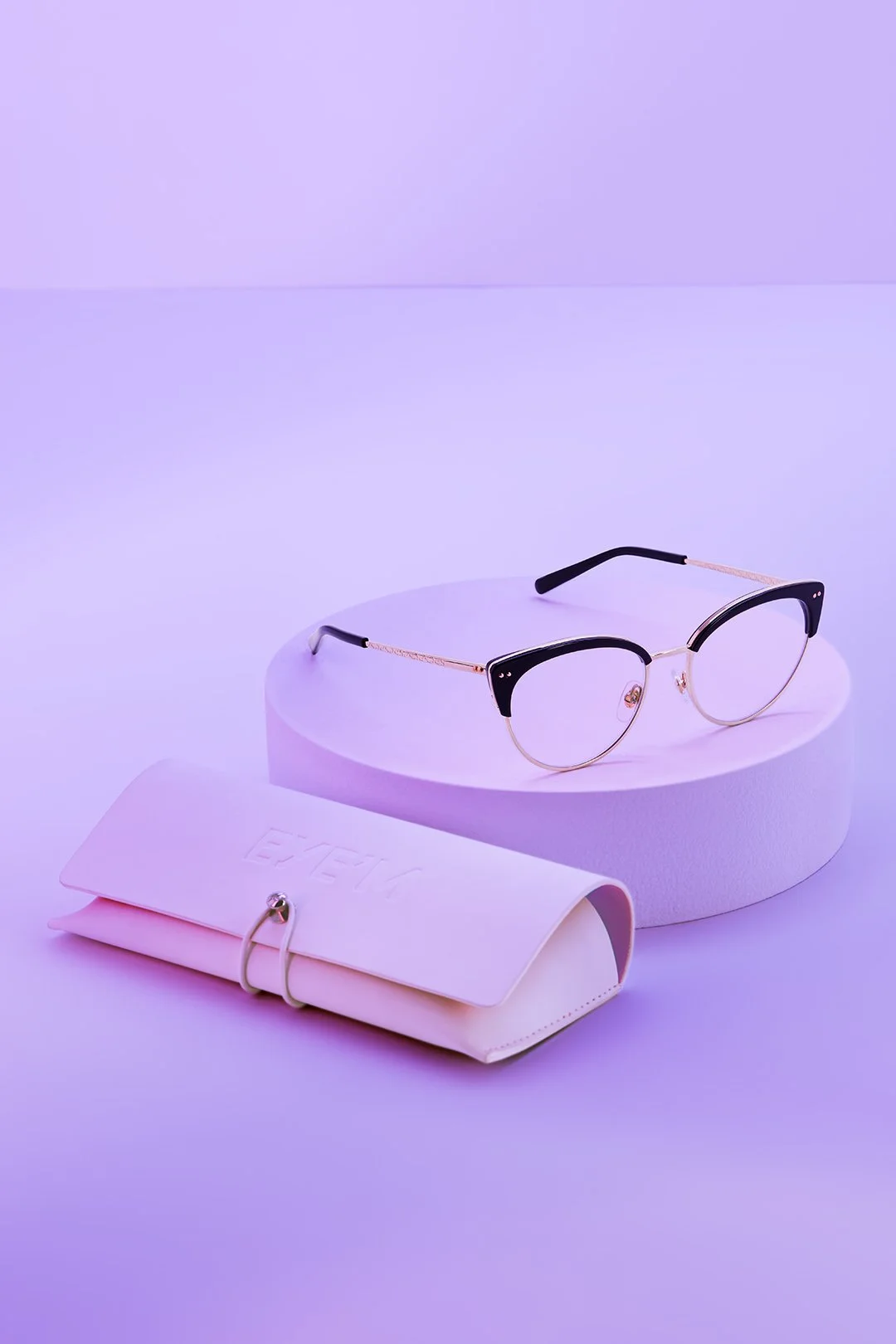 EYE'M_Graceful_409_e.jpg