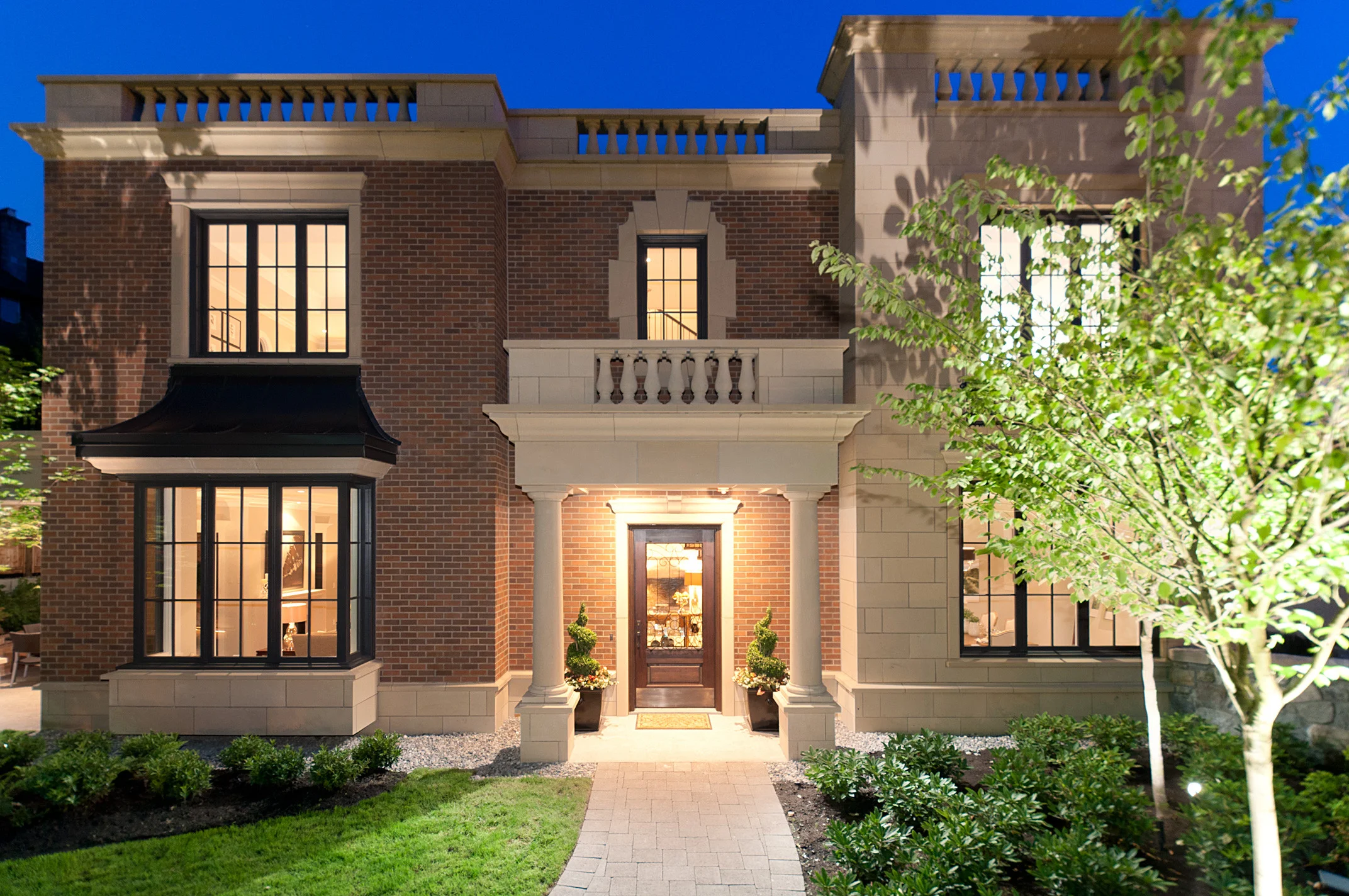 Exterior2.jpg
