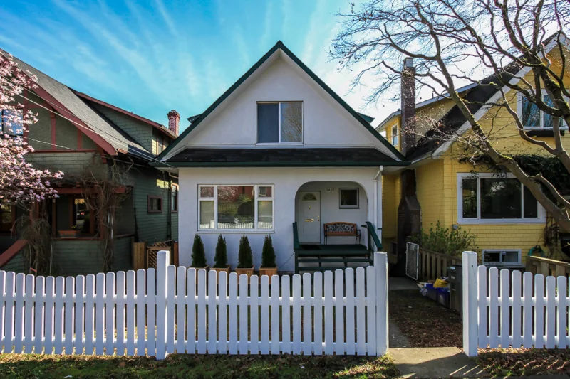 SOLD - 3408 SOPHIA ST - $1,160,000