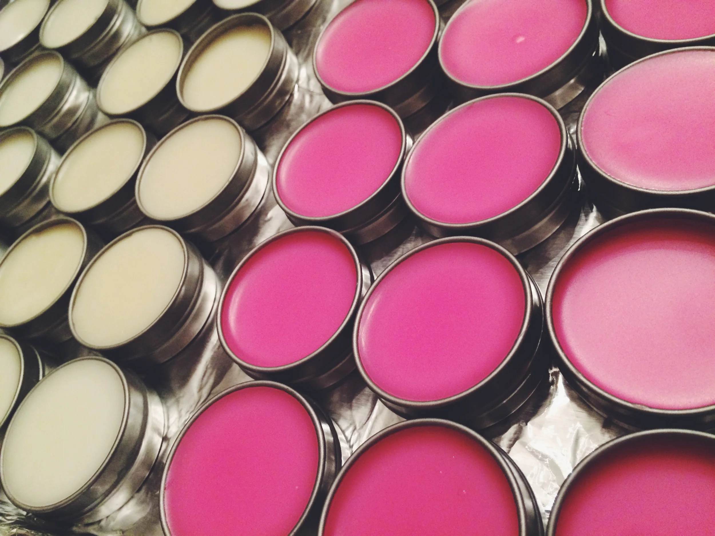 When topping the tins off, be sure to end with one smooth layer.