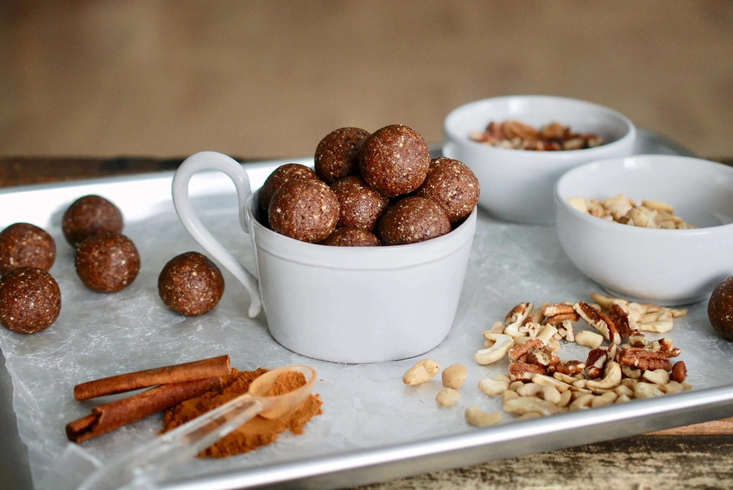 Cinnamon Sticky Bun Energy Balls