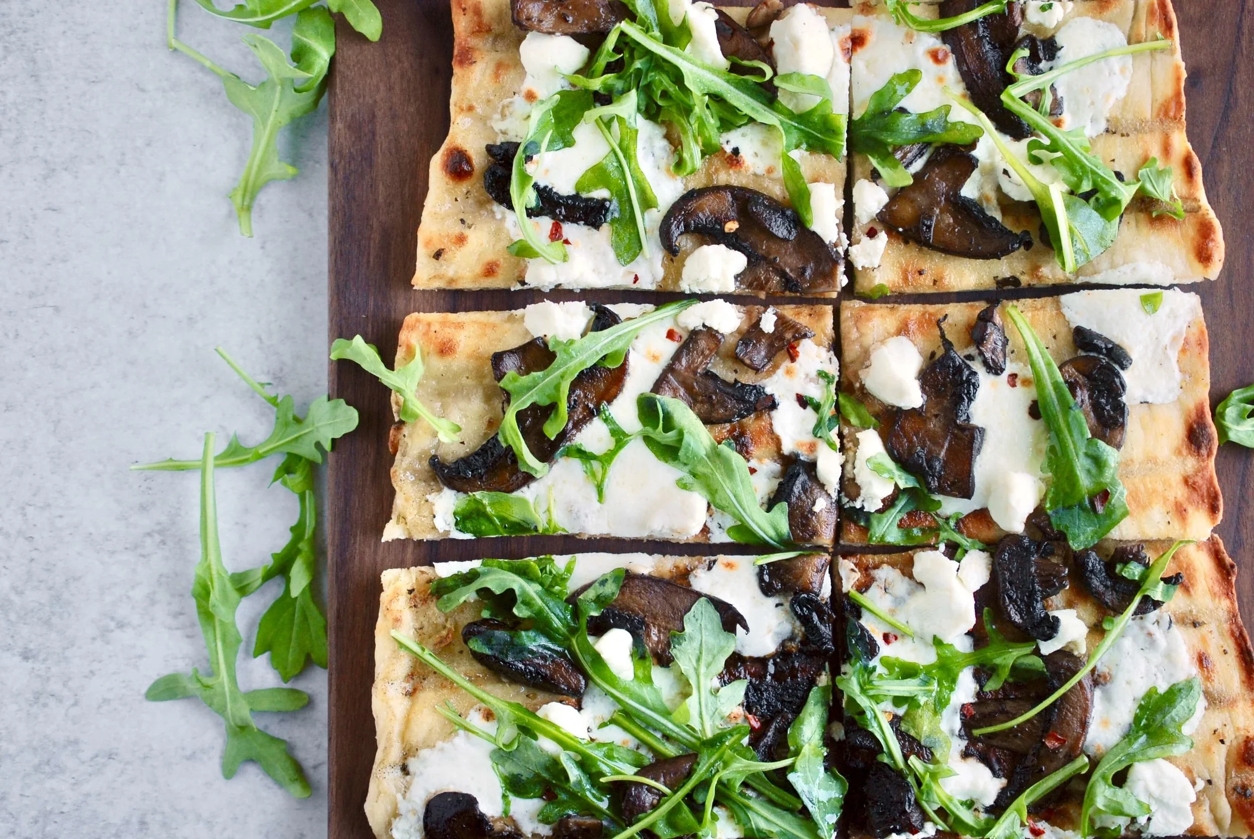 Mushroom and Goat Cheese Grilled Pizza