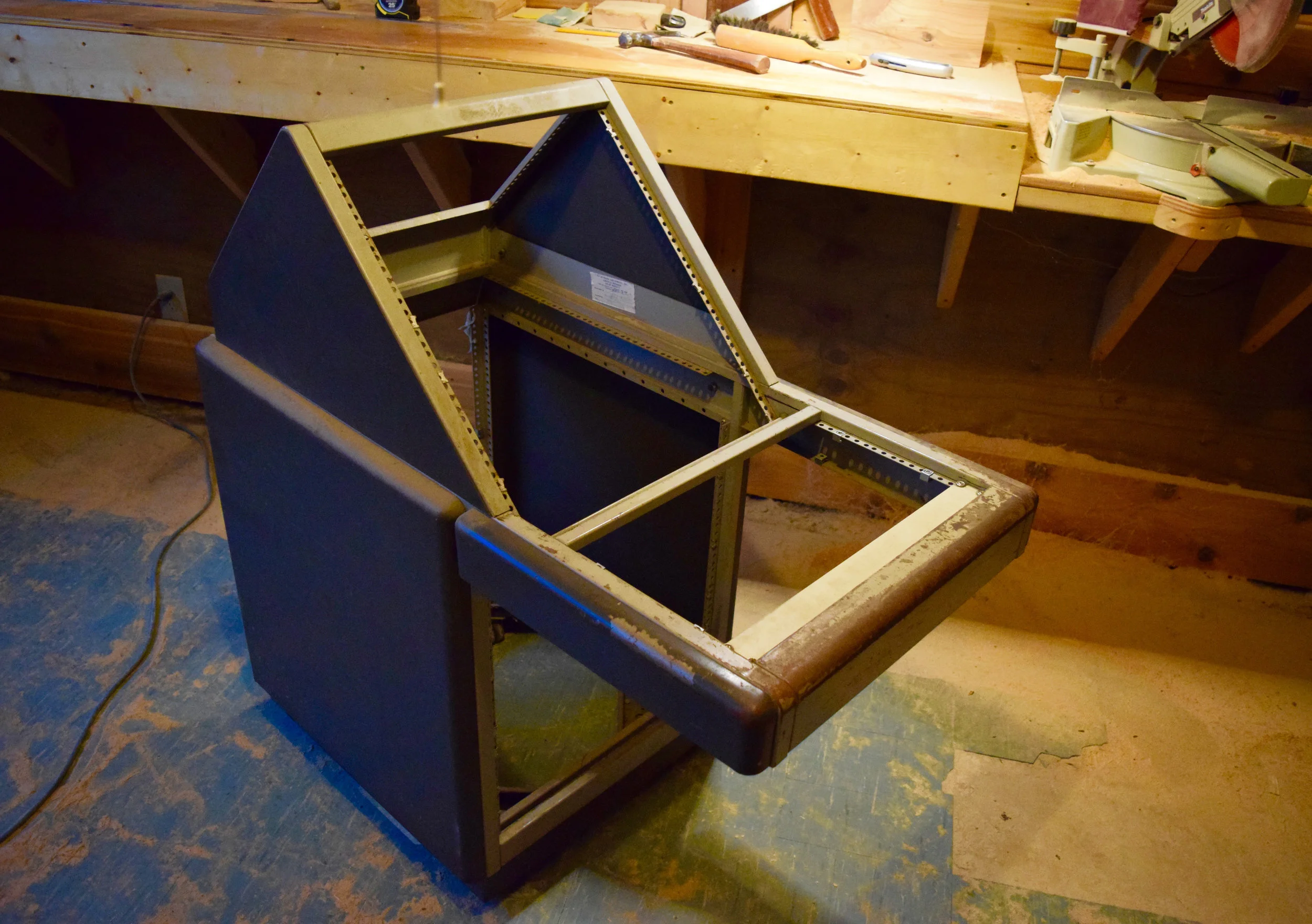 Vintage_Rack_02.jpg