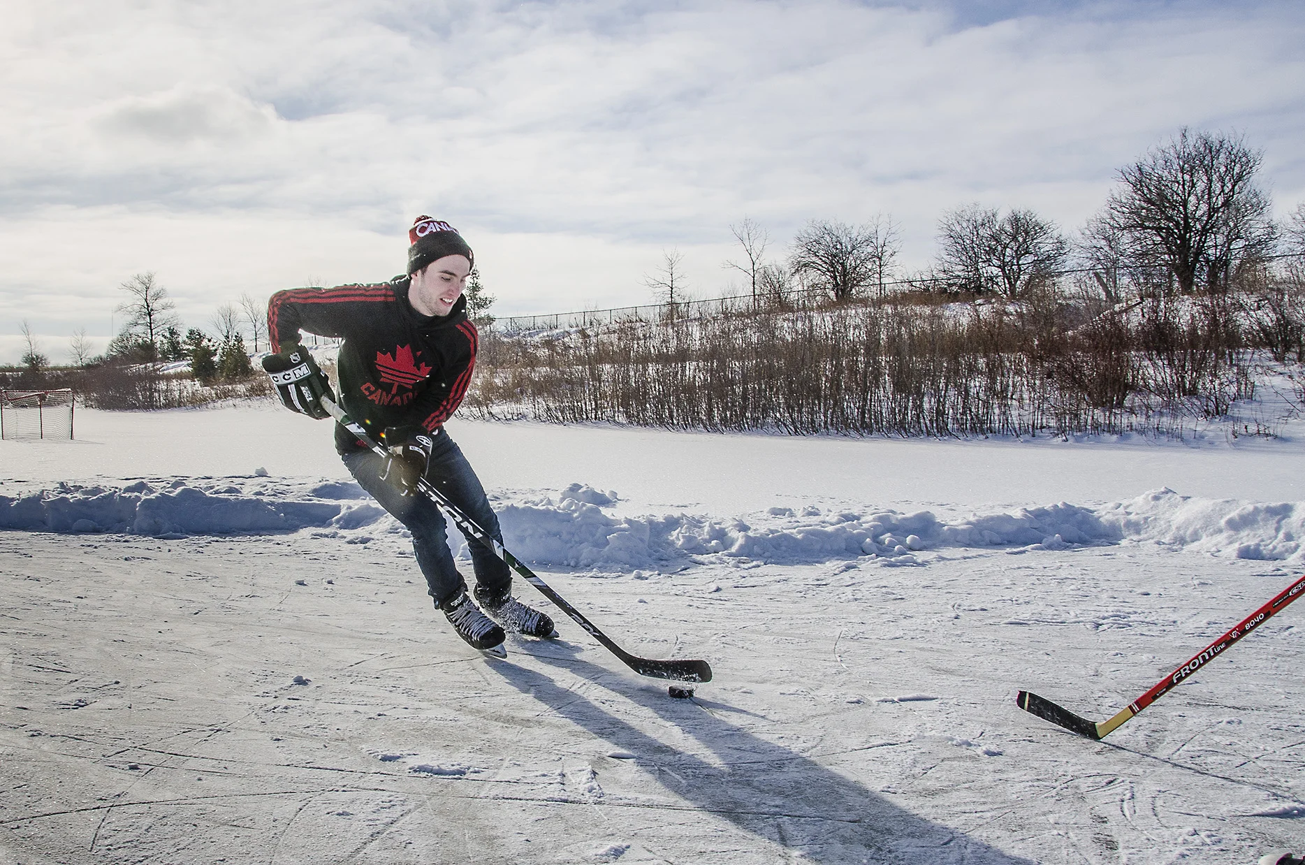 dean thompson pond hocky 2015___3.jpg