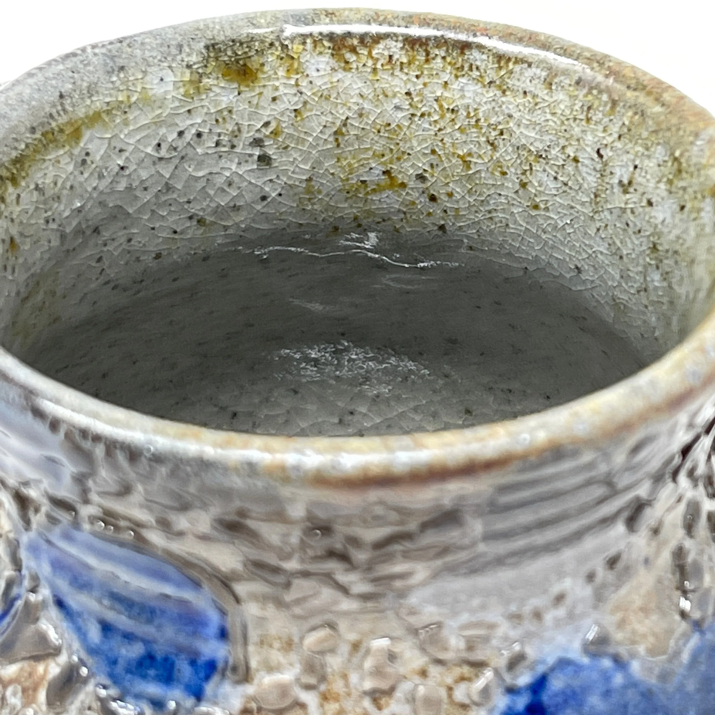 4D837704-D49D-4D1D-8A01-F08BB85CBB9E