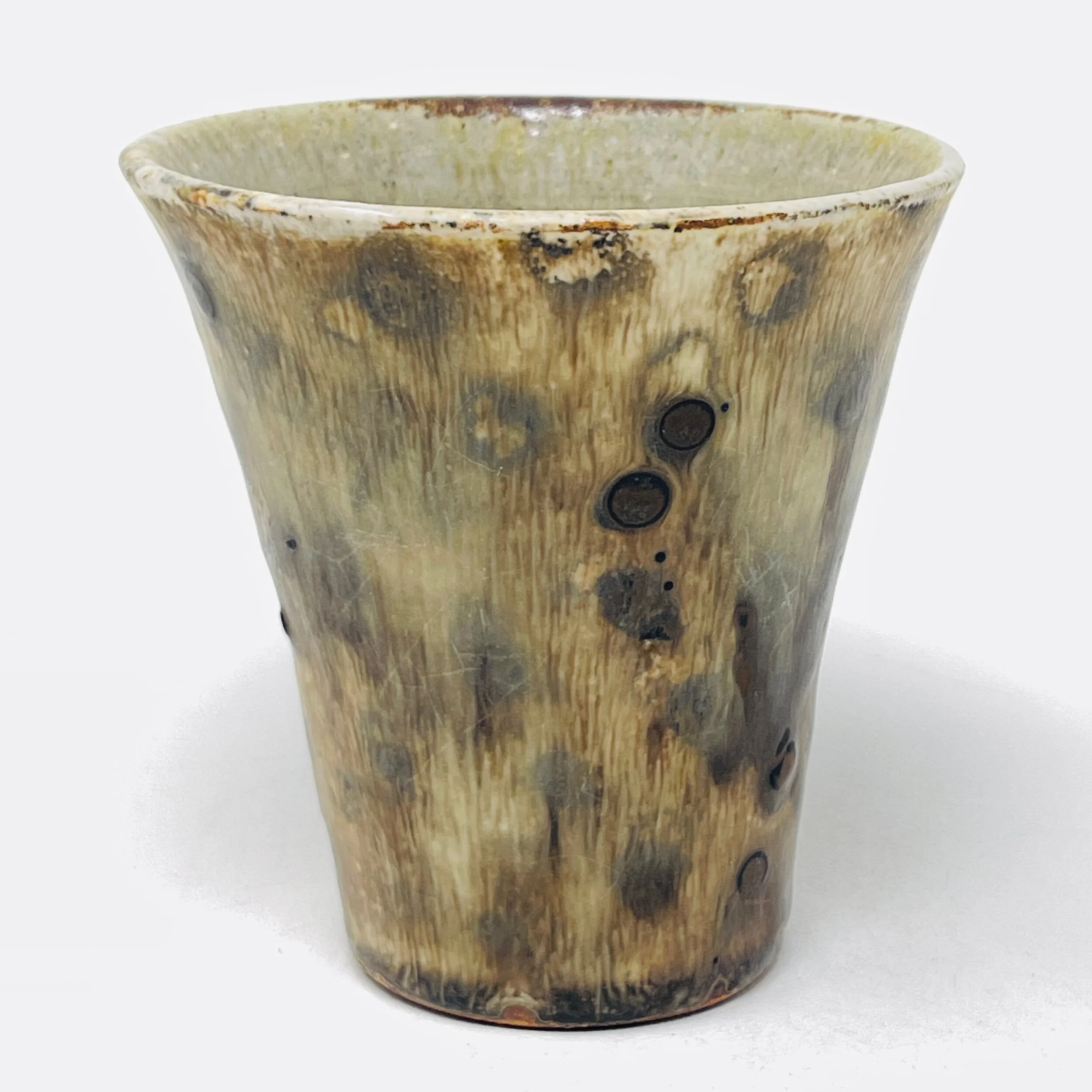 F2384070-B3E3-40C1-B258-7F060D33B3E1