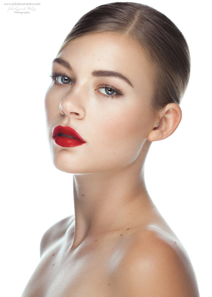 Beauty-Photographer-Julia-Kuzmenko-LS05+Photo+Demo+Dani+09+B&A+web+JK+new.jpg