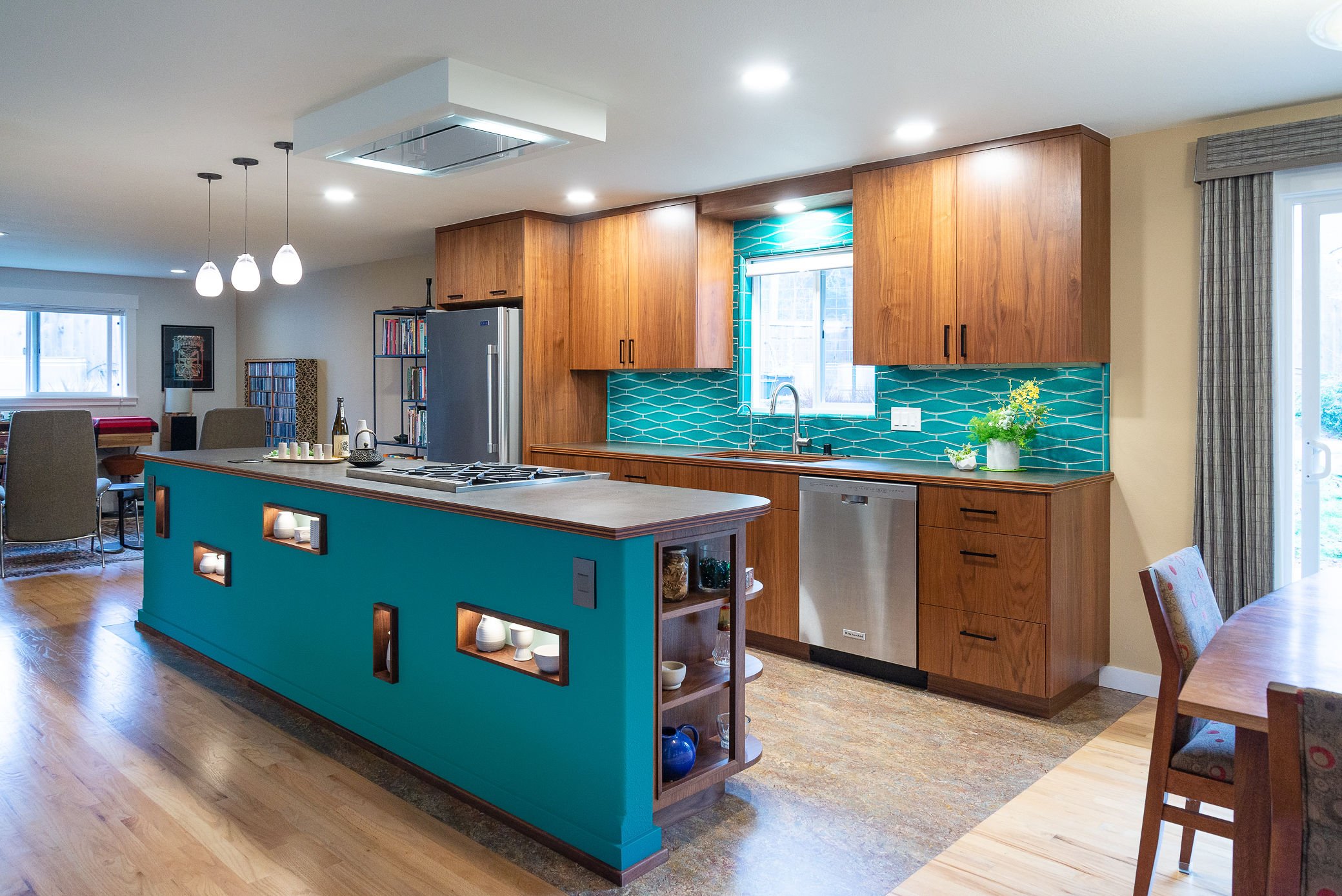 10920PalisadesAveSWVashon-EditedWebSized-14.jpg