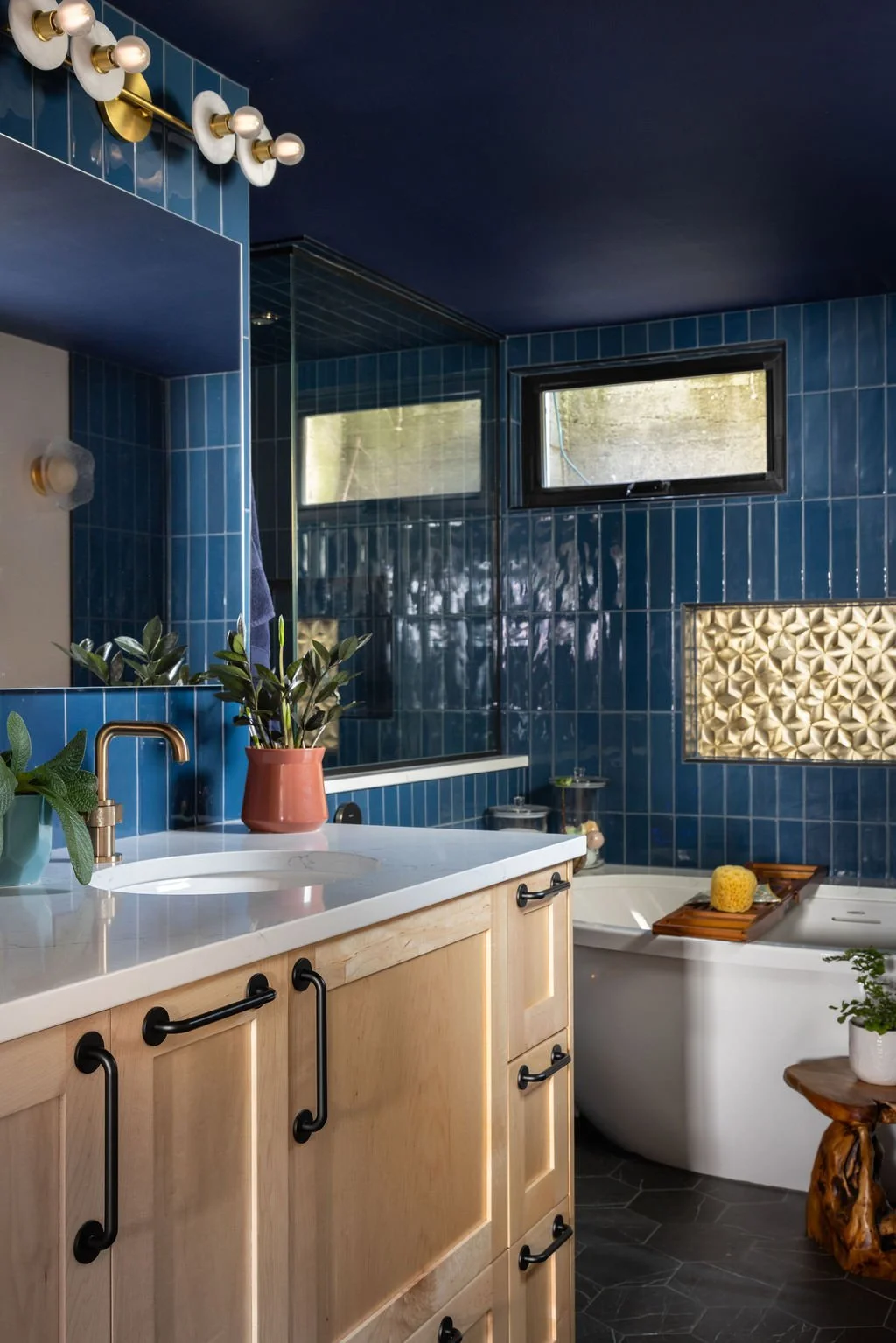 26_01 Morrison Finished Vanity Tub Bathroom.jpg