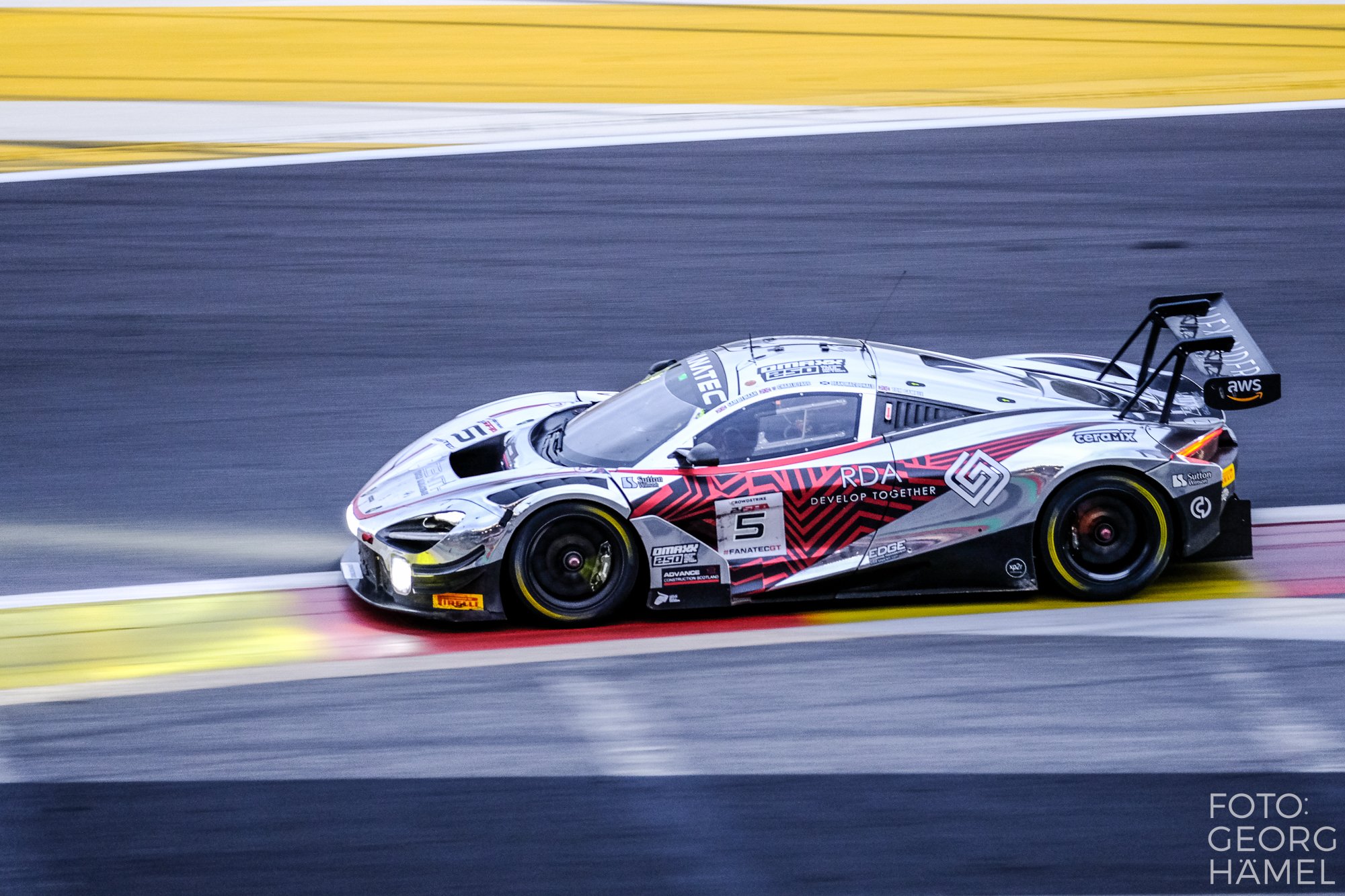 spa24h23-162.jpg