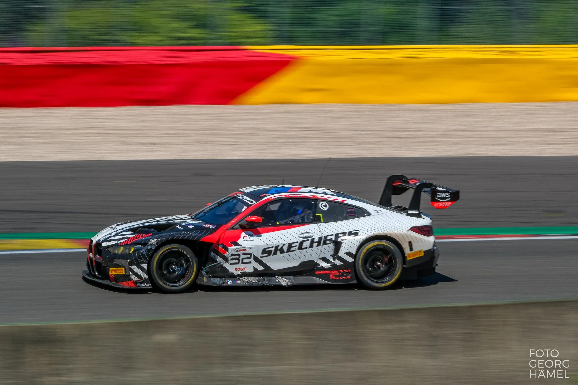 24h_spa_26-350.jpg