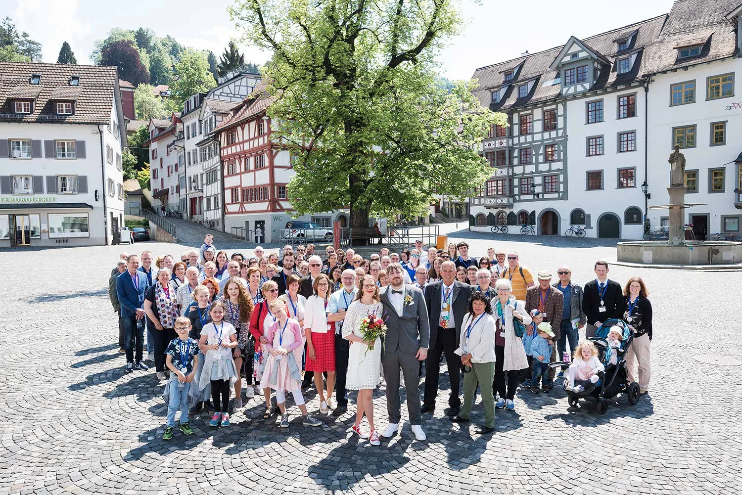 028 Hochzeit Gallusplatz St. Gallen.jpg