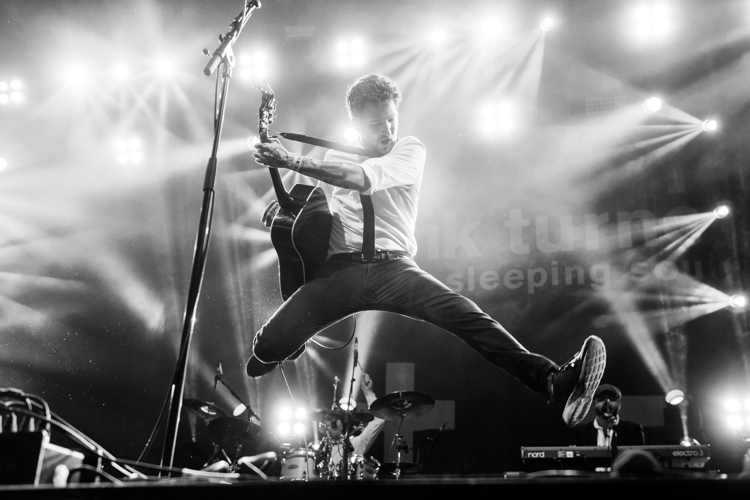 Frank Turner live - May 2016 credit Lotte Schrander