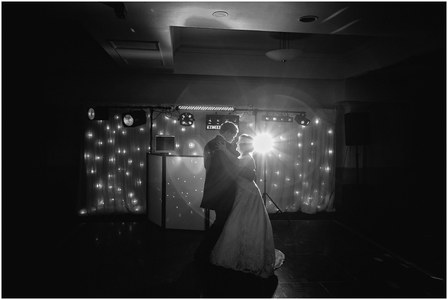 Sketchley-Grange-Weddings-00016.jpg